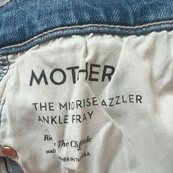Mother The Mid Rise Dazzler Ankle Fray in Riding the Cliffside Size 27 - Picture 5 of 5